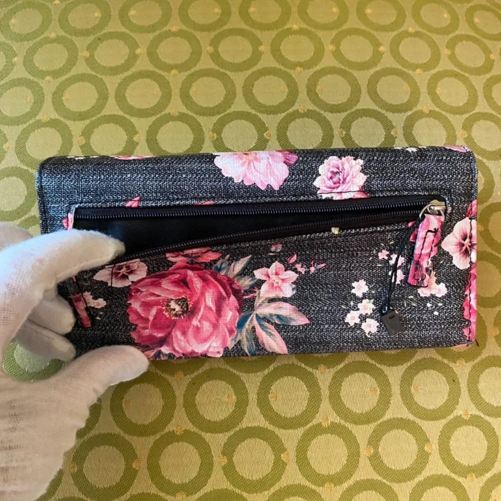 Cute floral wallet